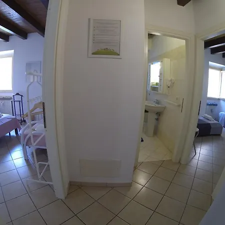 R&b Degli Dei Guest house *